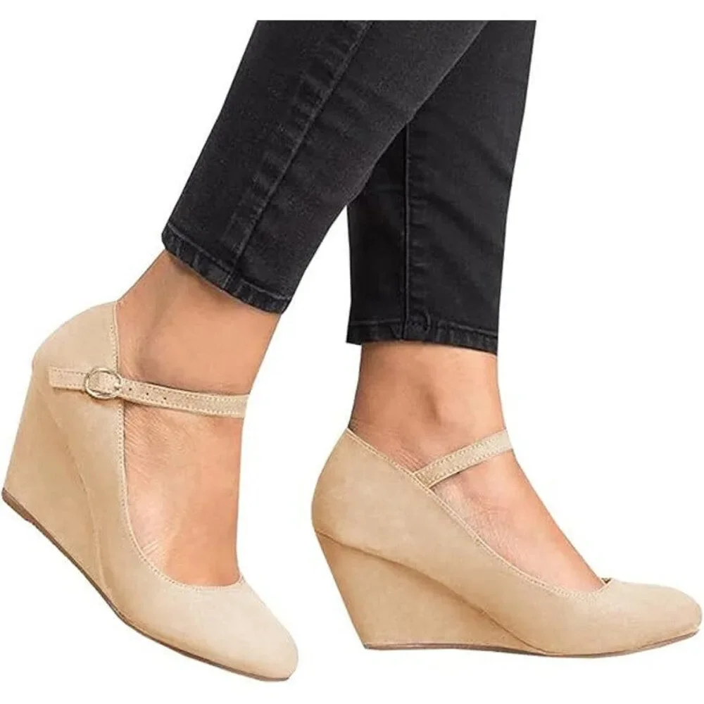 Coutgo Womens Size 7 Tan Faux Suede 3.5